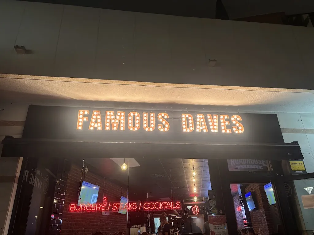 Famous Daves_Salou_slider_image_3