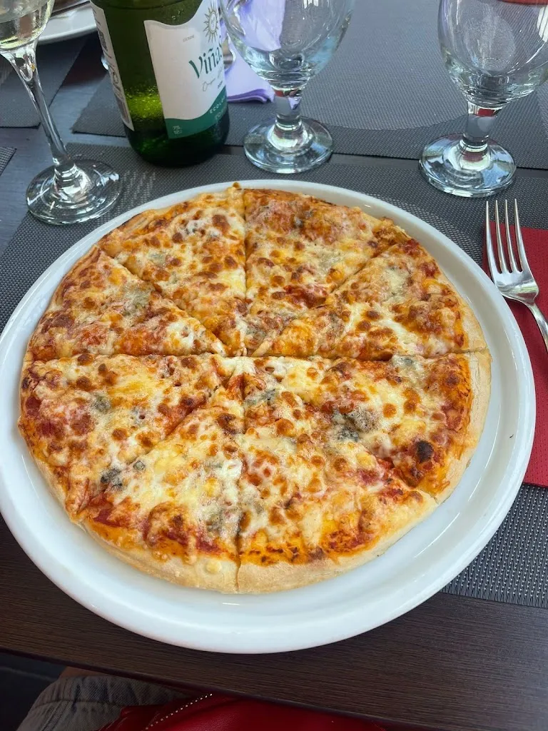 Mark Clarke_The Olive bar & restaurant_Salou_review