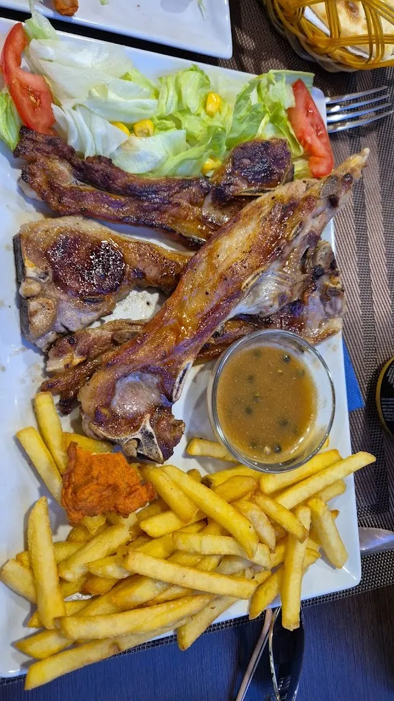 Niamh o Sullivan_The Olive bar & restaurant_Salou_review