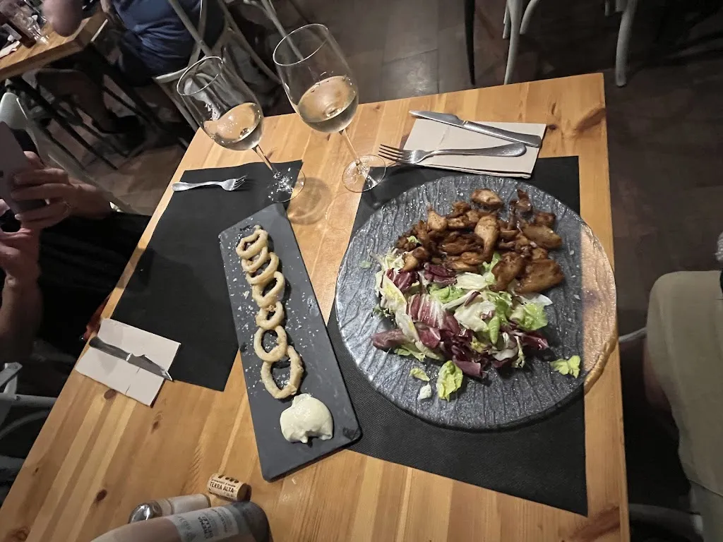 Judith V i C_Cal Manú_Sant Carles de la Ràpita_review