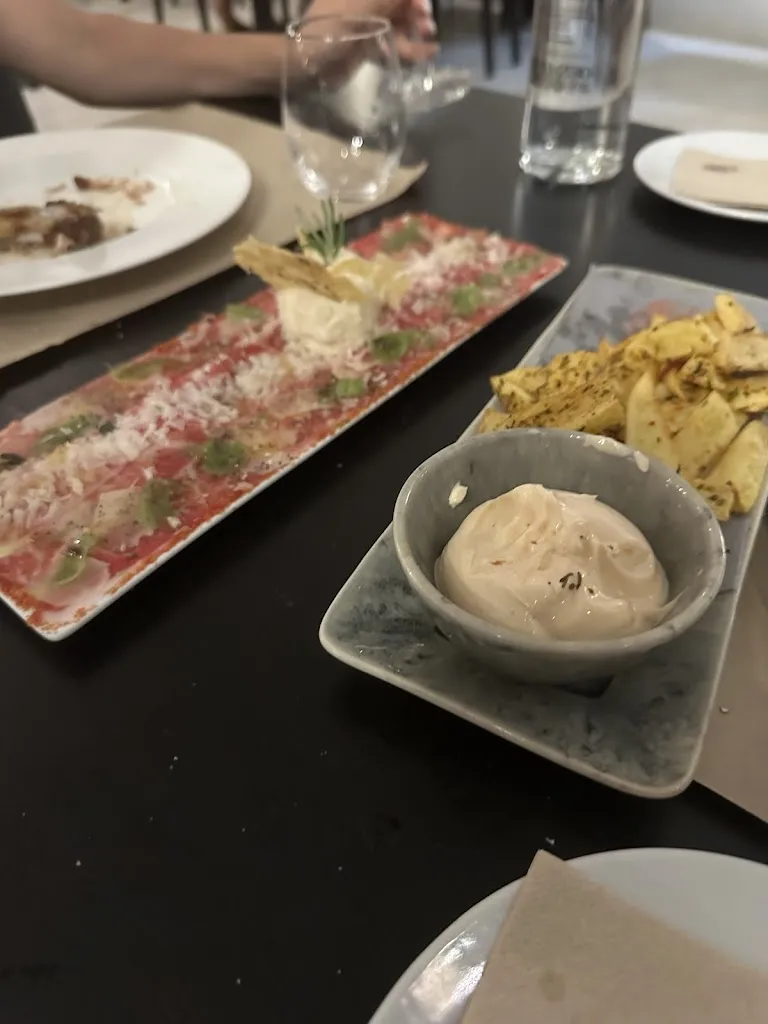 Aleksander Ostojic_Tapasanta_Sant Carles de la Ràpita_review