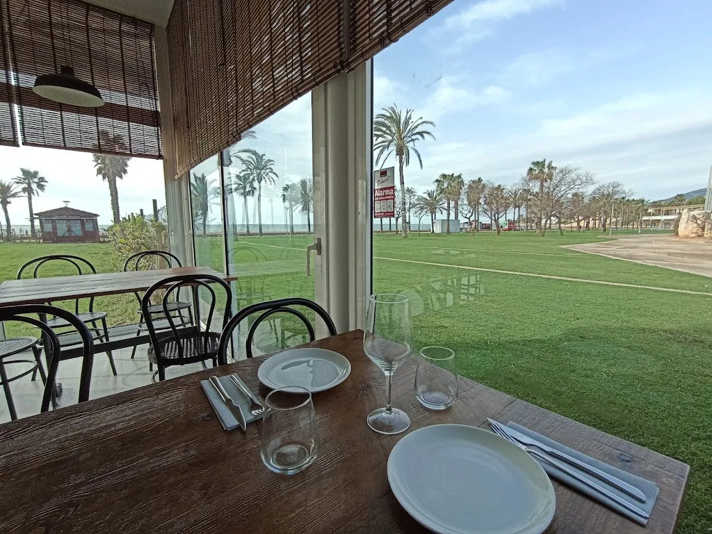 Vermuteria bonmarisc_Sant Carles de la Ràpita_slider_image_1