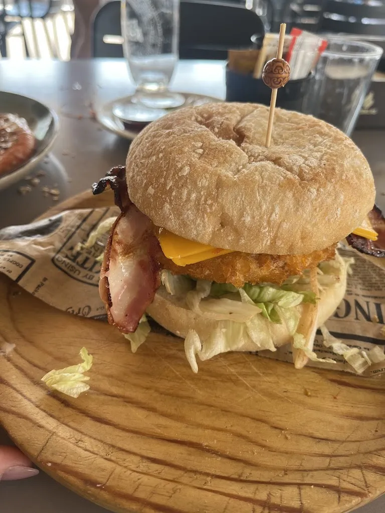 Carla Bertran_Alamar Bar_Sant Carles de la Ràpita_review