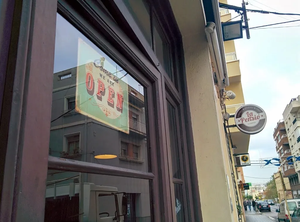 La Pensió_Sant Carles de la Ràpita_slider_image_3