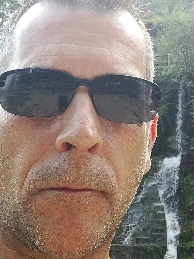 ulisses amaro_Freddy, caliu familiar_Sant Carles de la Ràpita_review