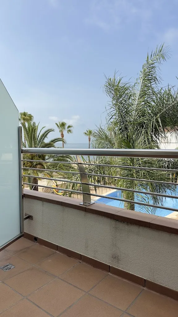 Reda Fakhar_Hotel Miami Mar_Sant Carles de la Ràpita_review