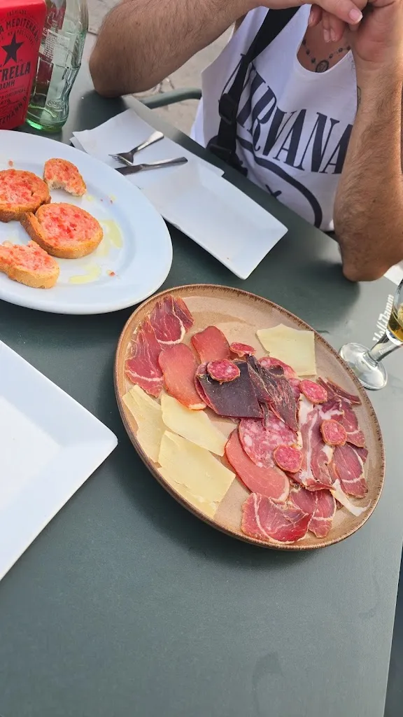 Xena Segui_La Bodega_Sant Carles de la Ràpita_review