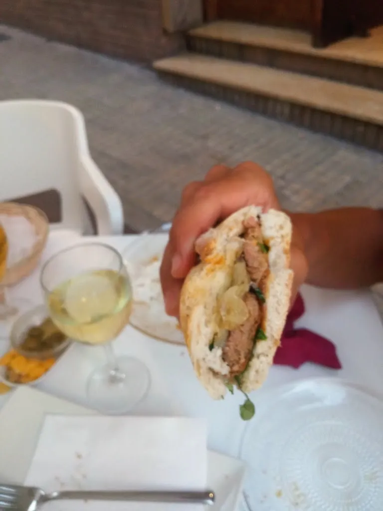 Miriam Athara Hernandez Artigot_Kavak_Sant Carles de la Ràpita_review