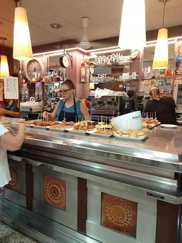 M Cinta Reverte_Kavak_Sant Carles de la Ràpita_review