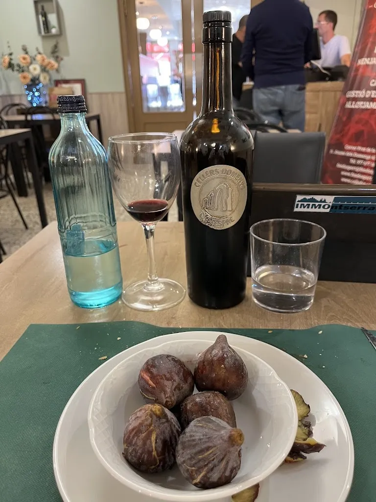 Jordi Garcia_Restaurant Fonda Sport_Sant Jaume dels Domenys_review
