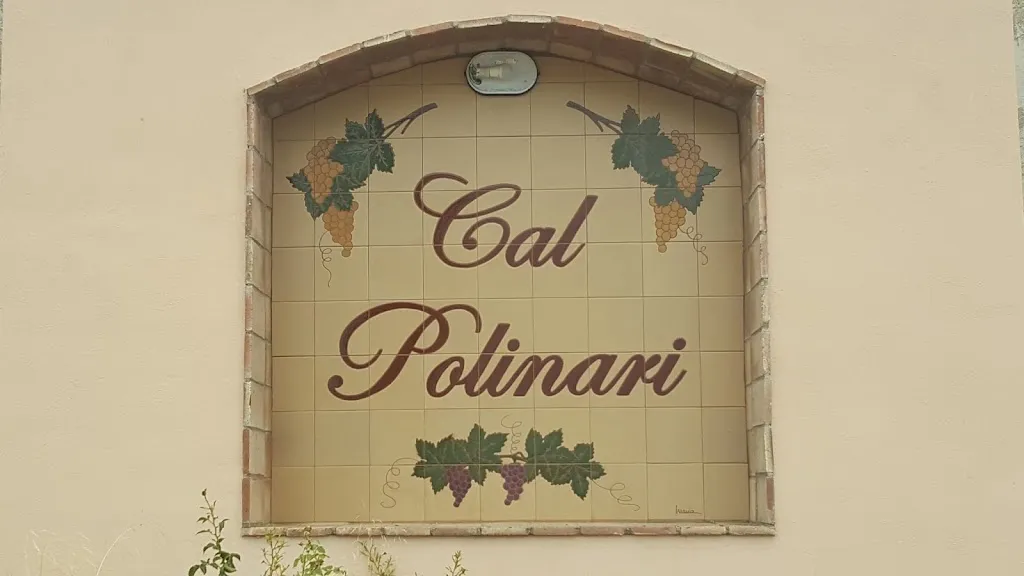 James Kaye_Cal Polinari - Mas de Vins_Sant Jaume dels Domenys_review