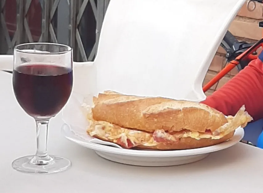 Menu_Bar Societat_Sant Jaume dels Domenys_immagine_5