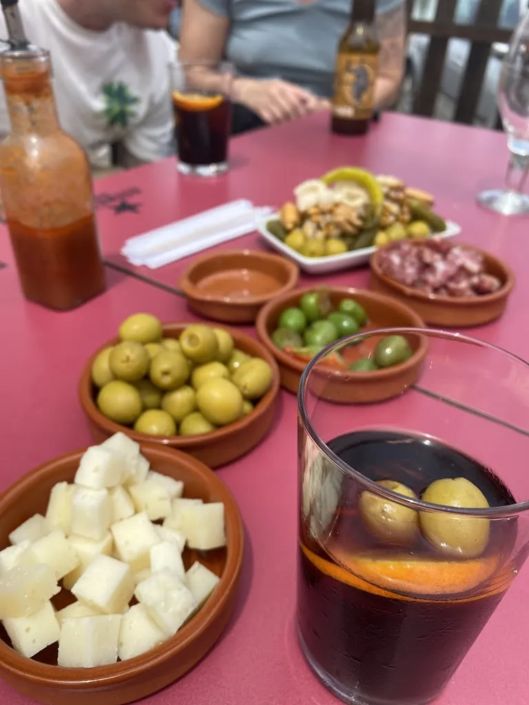 Berta Sala Millan_Lo Vora_Sant Jaume dEnveja_review