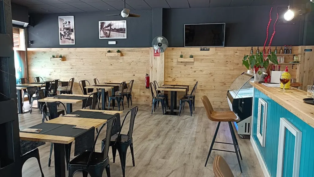 Bar Llambrich restaurant in Sant Jaume dEnveja