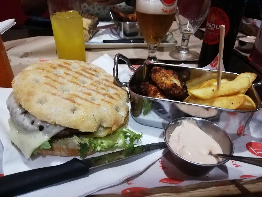 Bar Llambrich_Sant Jaume dEnveja_slider_image_3