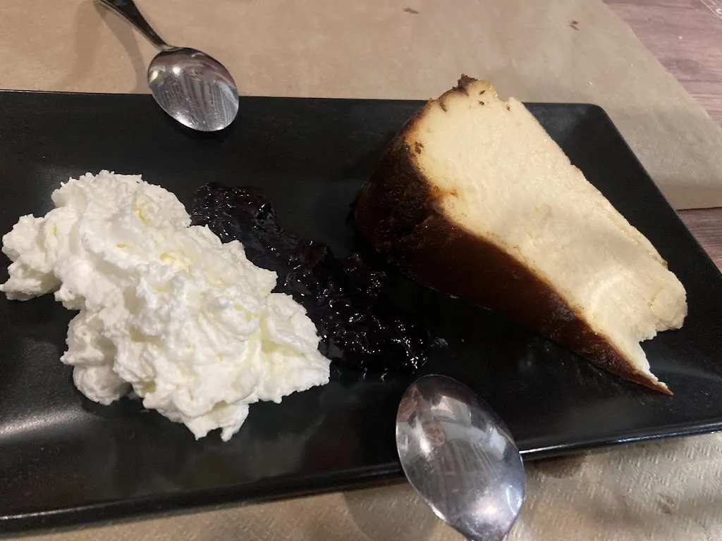 Albert Ort Torra_Bar Griu._Santa Coloma de Queralt_review