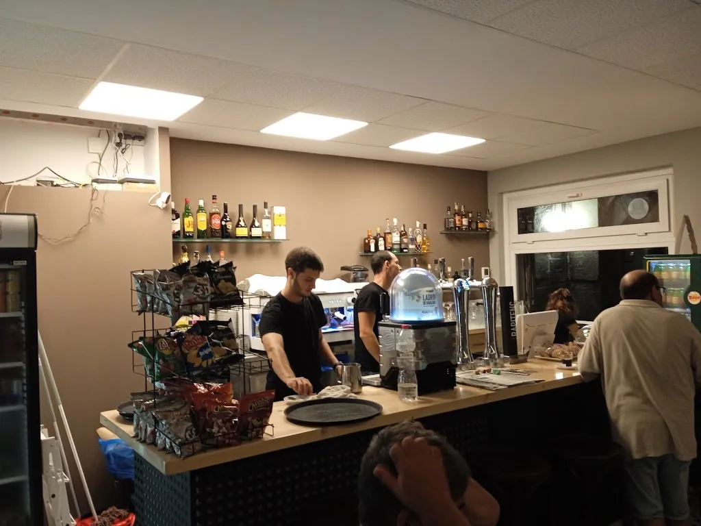 Montse C_Bar Griu._Santa Coloma de Queralt_review