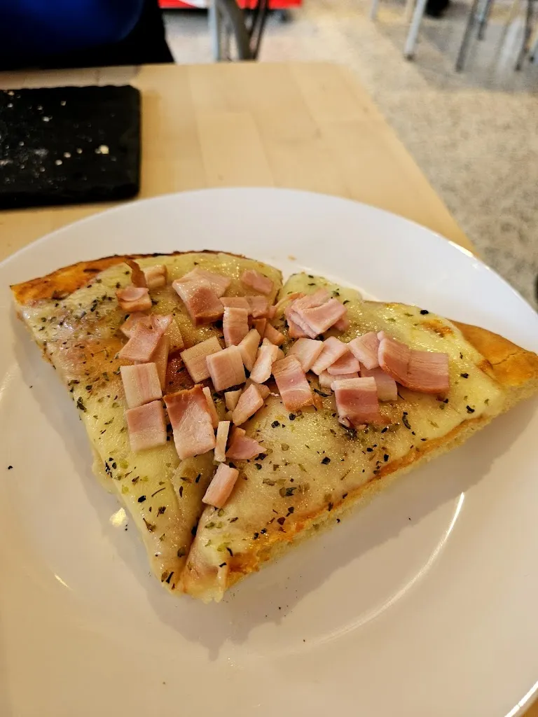 Hector Casals_La Flor Roja_Santa Coloma de Queralt_review