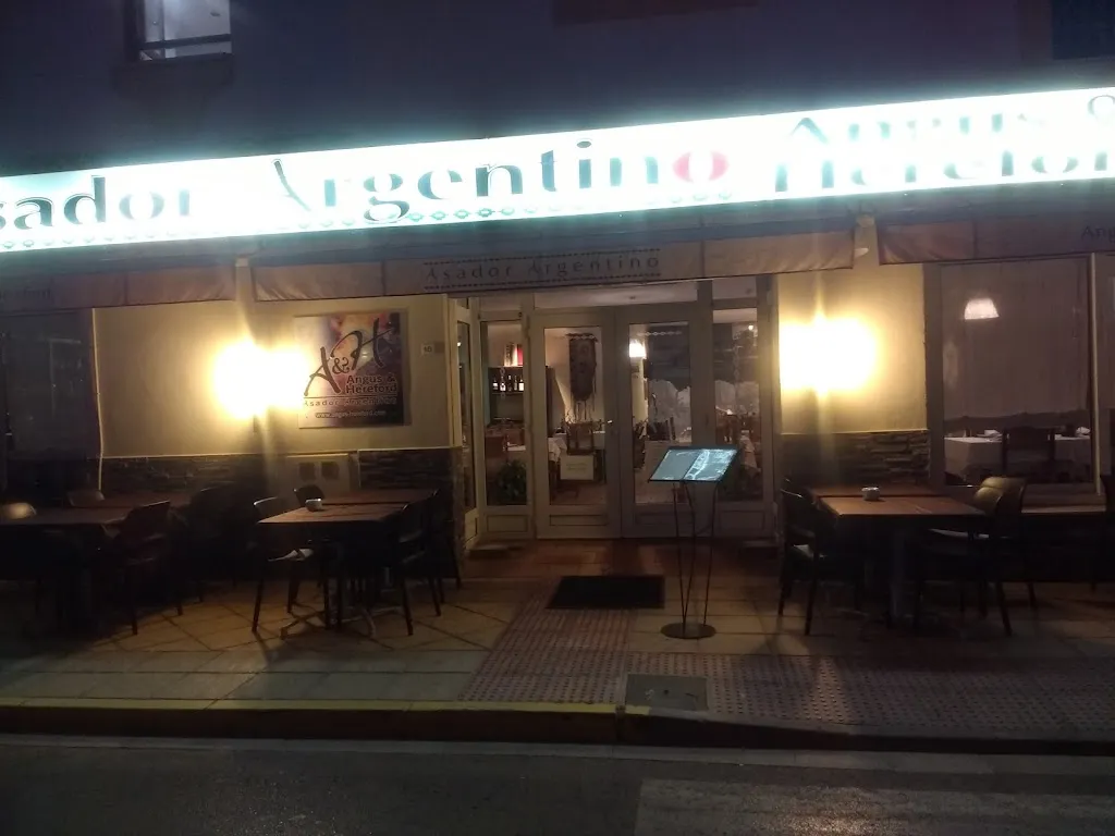 Andrew L_Asador Argentino Angus & Hereford_Garrucha_review