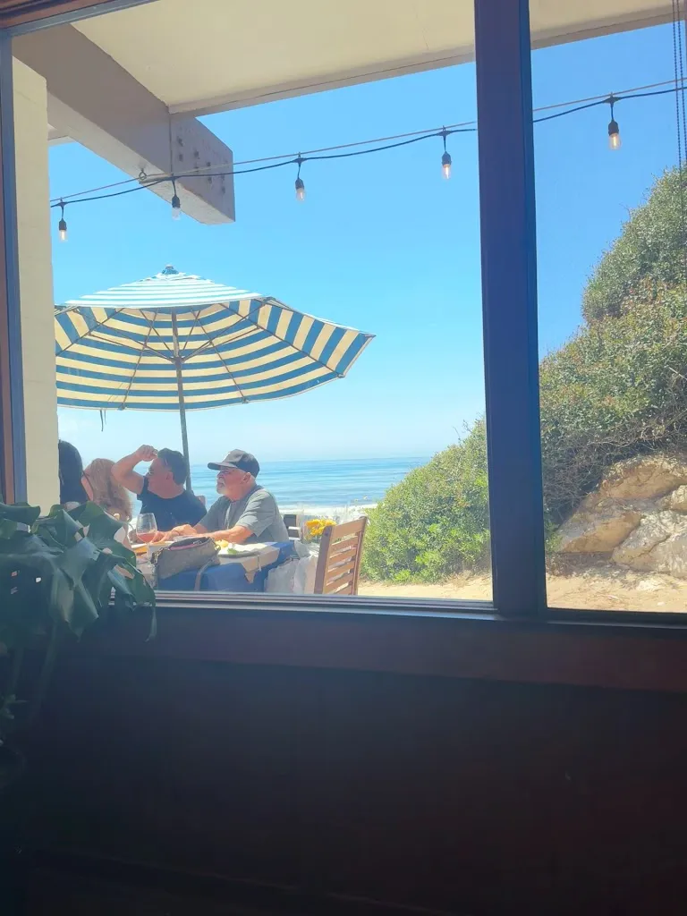 Menu_Boathouse at Hendry's Beach_Santa Bárbara_image_3