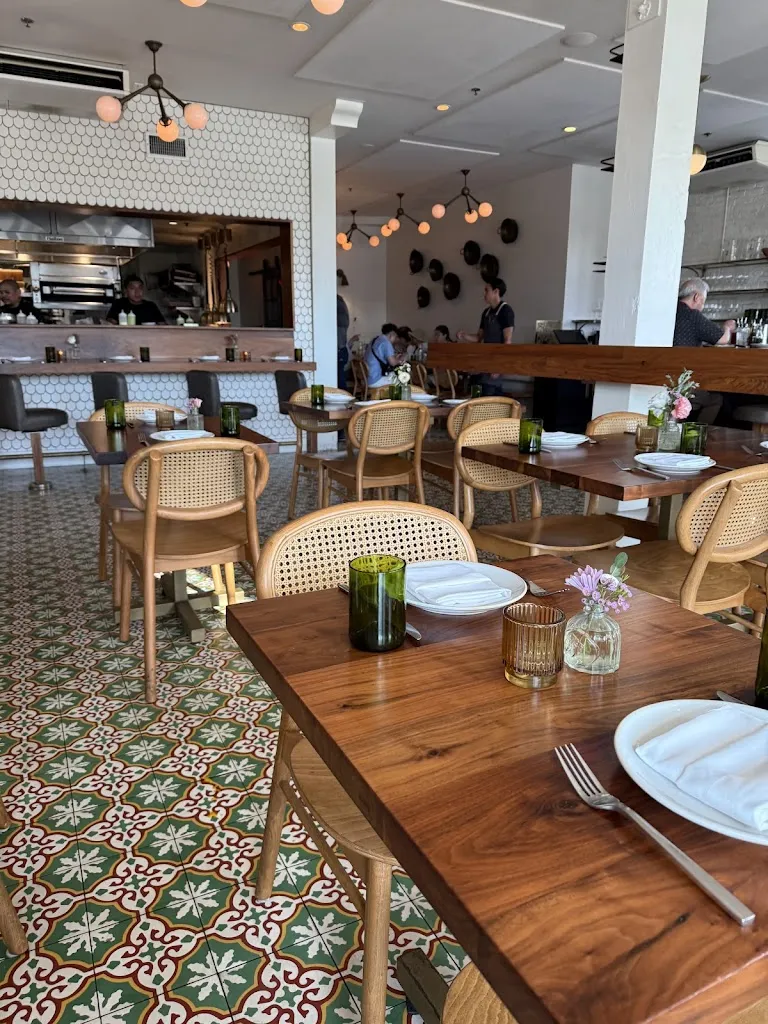 Loquita Santa Barbara_Santa Bárbara_slider_image_3