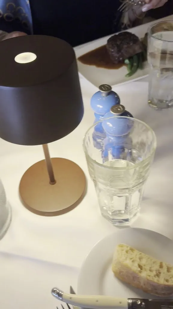 Living in Santa Barbara - Katinka Goertz_bouchon Santa Barbara_Santa Bárbara_review