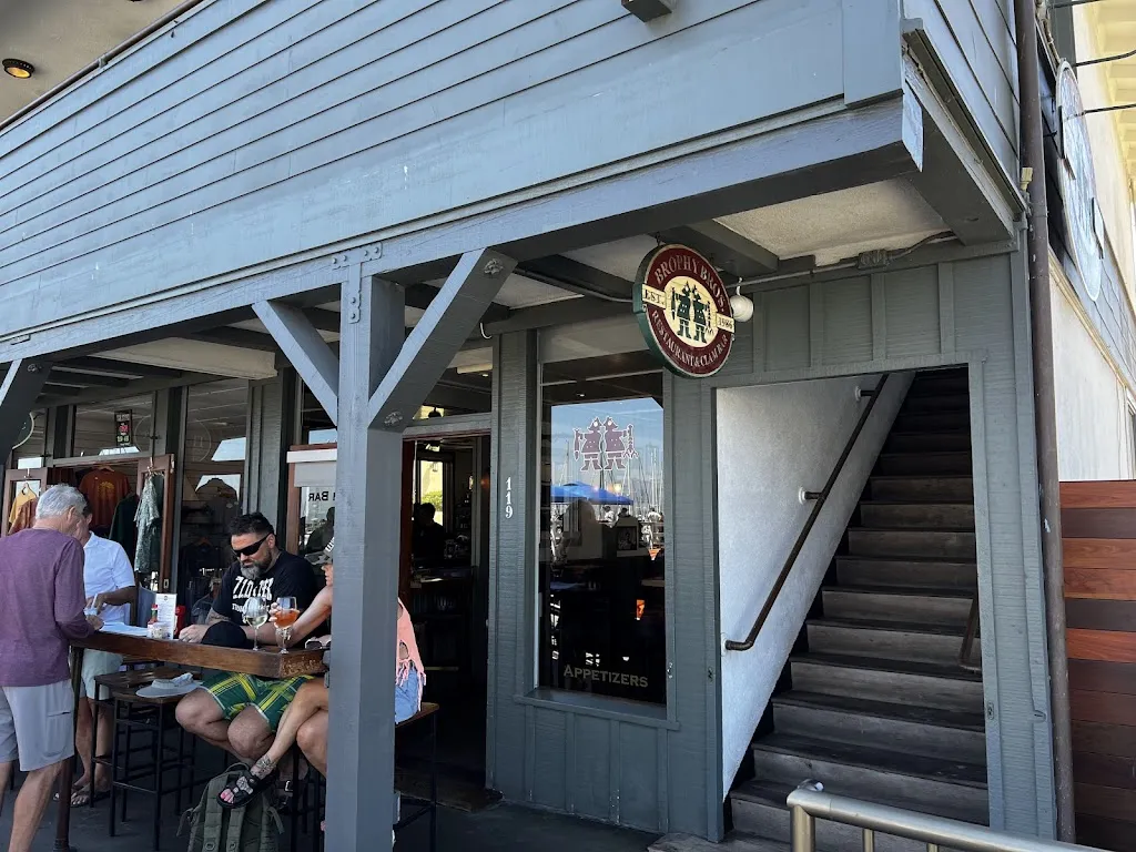 Brophy Bros._Santa Bárbara_slider_image_3