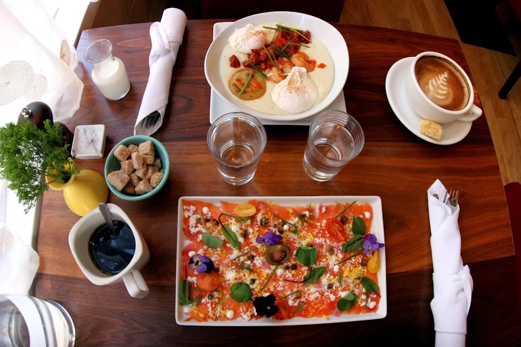 Scarlett Begonia_Santa Bárbara_slider_image_3