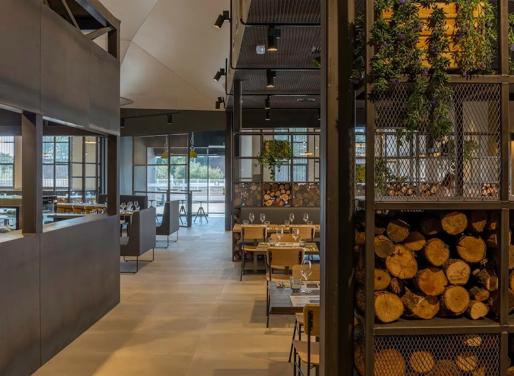 La Industrial_Santa Oliva_slider_image_1