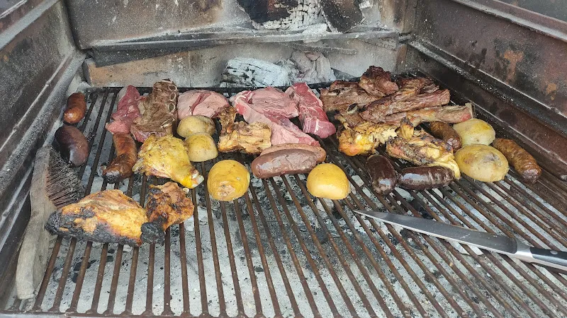 David Rozalen Pedros_Bar El Pirata_Santa Oliva_review