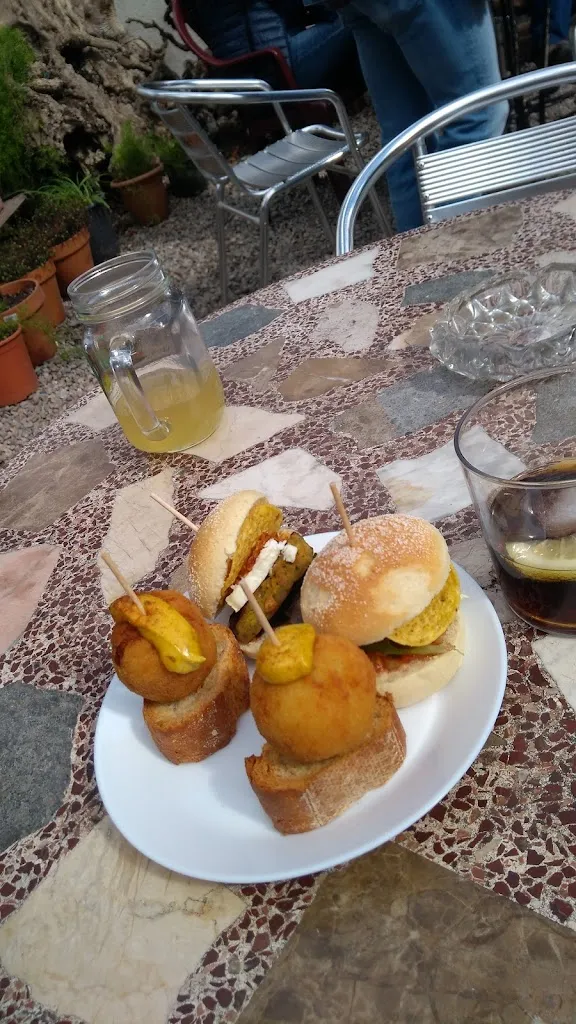 Menu_L'Escorça · Pinxos i Vins_Selva del Camp_immagine_5