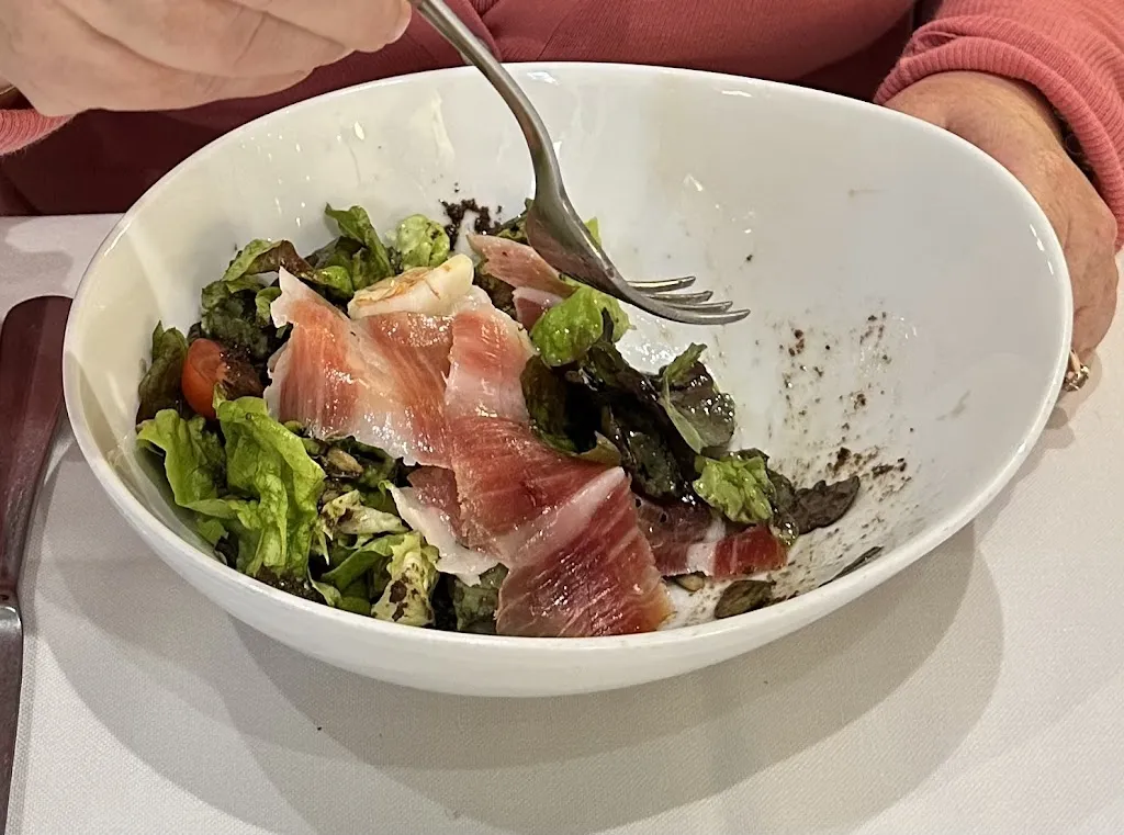 Thomas Harmeyer_Cal Travé_Solivella_review