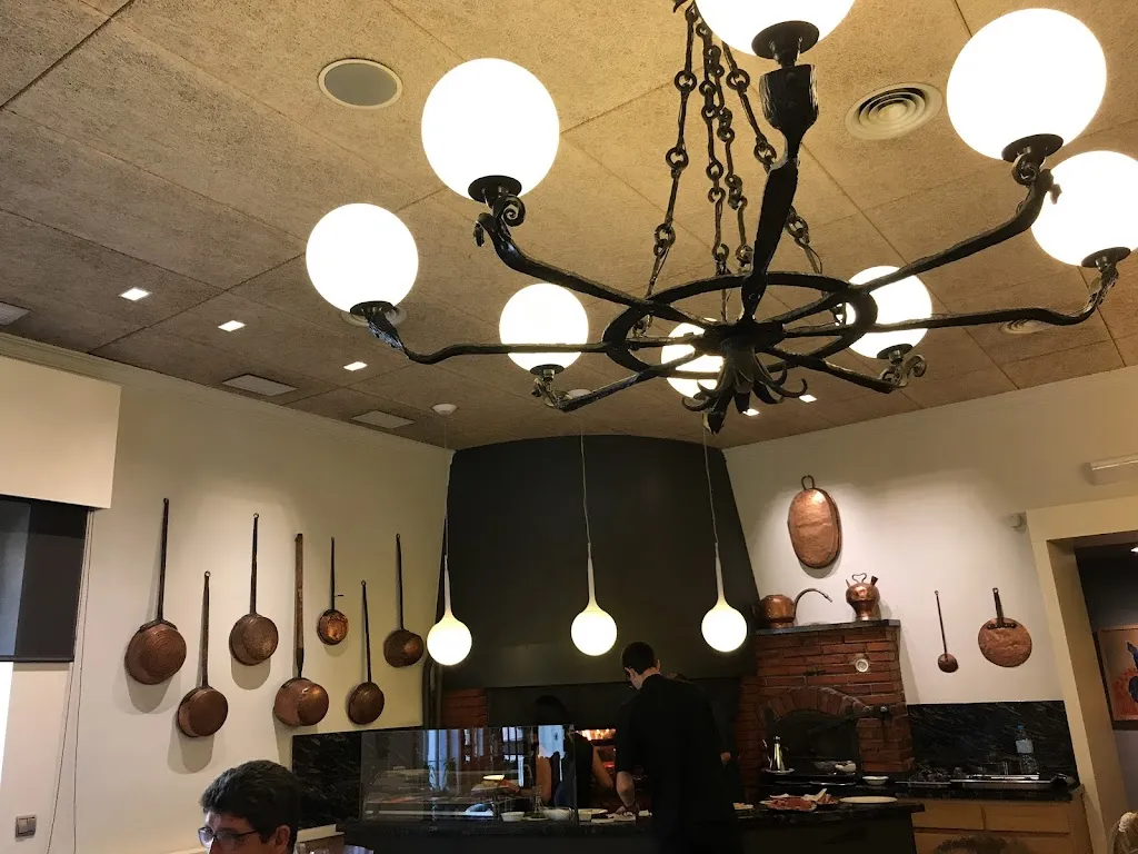 Gerard EA_Cal Travé_Solivella_review