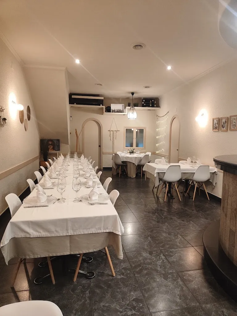 Alex V_Flash Restaurant_Sénia_review