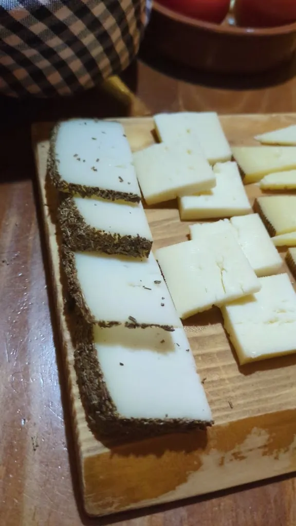 LA LLESQUERIA TIVISSA_Tivissa_slider_image_2