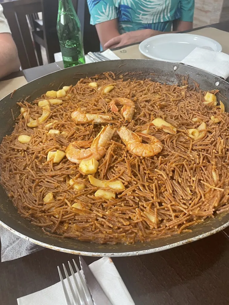 Darren King_Bar Restaurant 2000 i pico_Tivissa_review