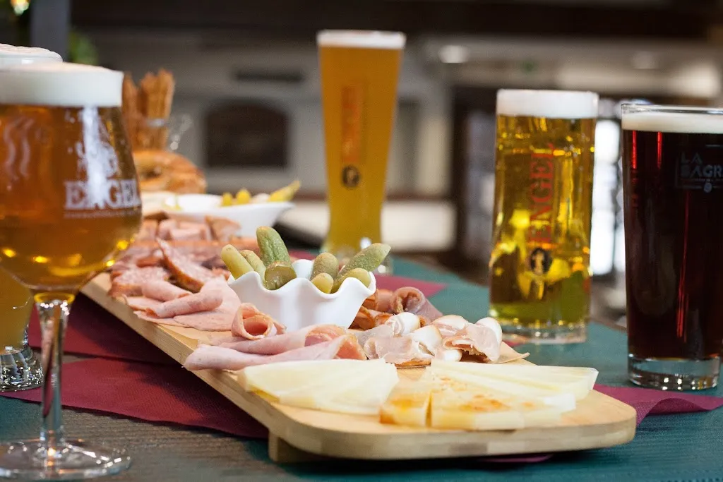 Oktoberfest en Restaurante Krüger. Cereveceria Alemana_Torre de Espanyol_slider_image_3