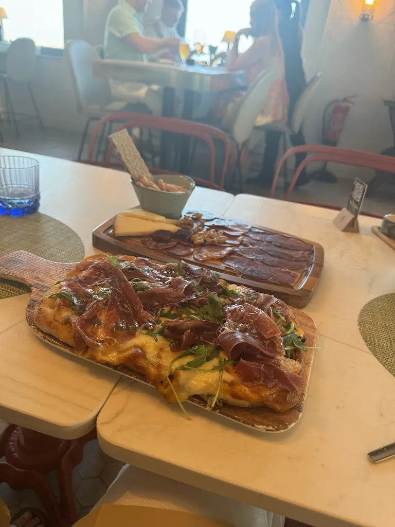 Anna Serzhanova_El Edén Gastrobar_Torre de Espanyol_review