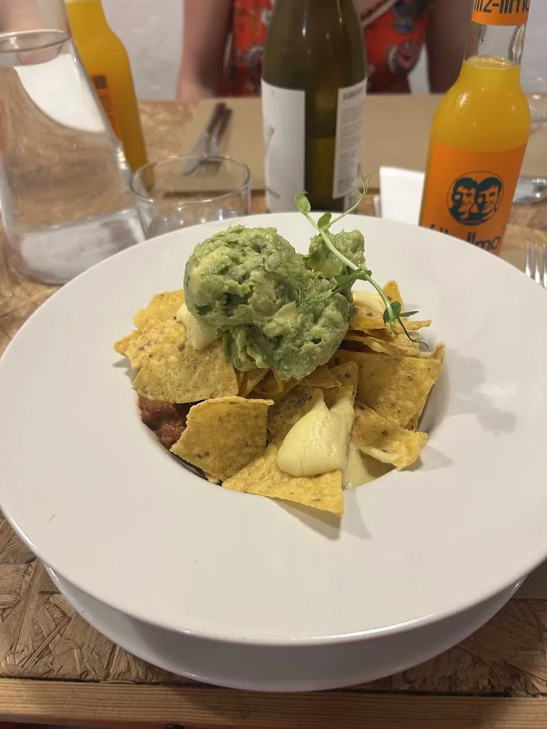 Zoe Hamill_EL VERGEL VEGGIE RESTAURANT_Tarragona_review