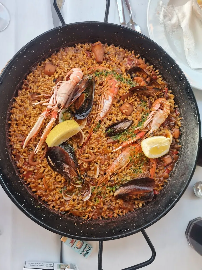 Iliyana Pachovska_forum restaurant_Tarragona_review