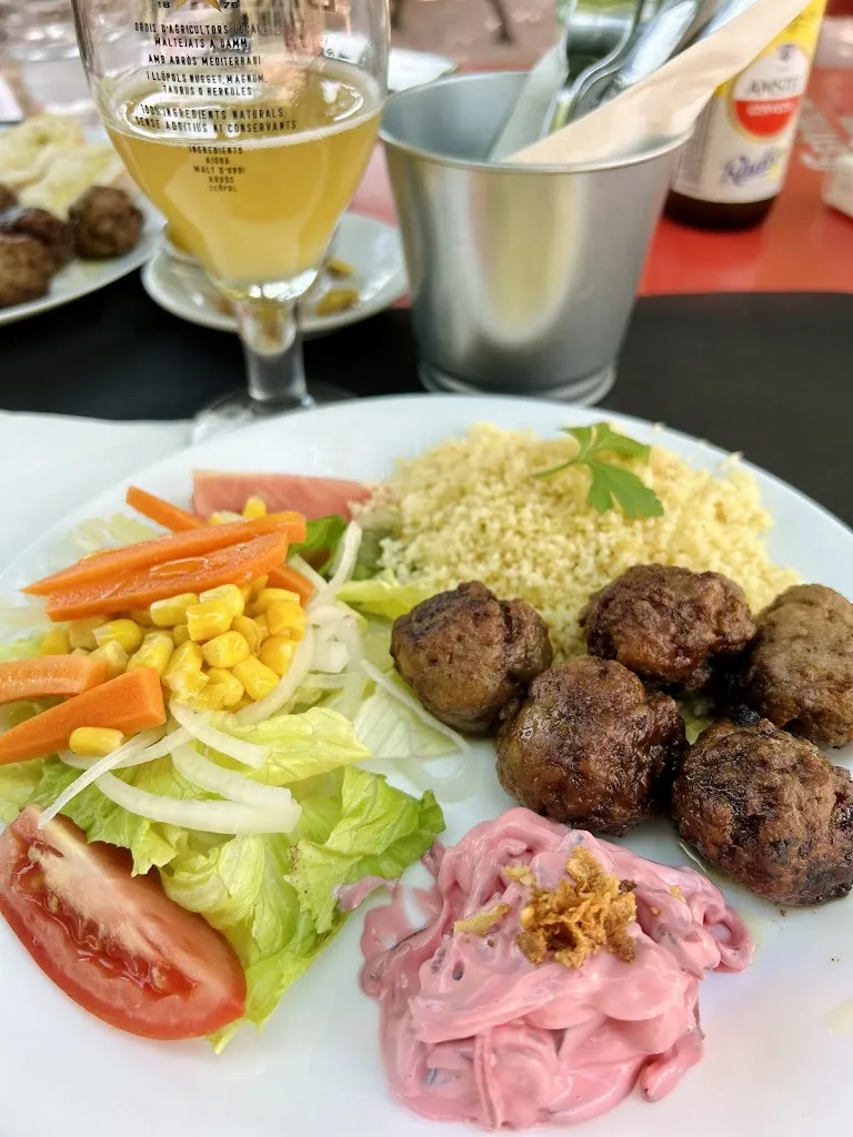 Mayu H_Bar de la Piscina_Vallfogona de Riucorb_review