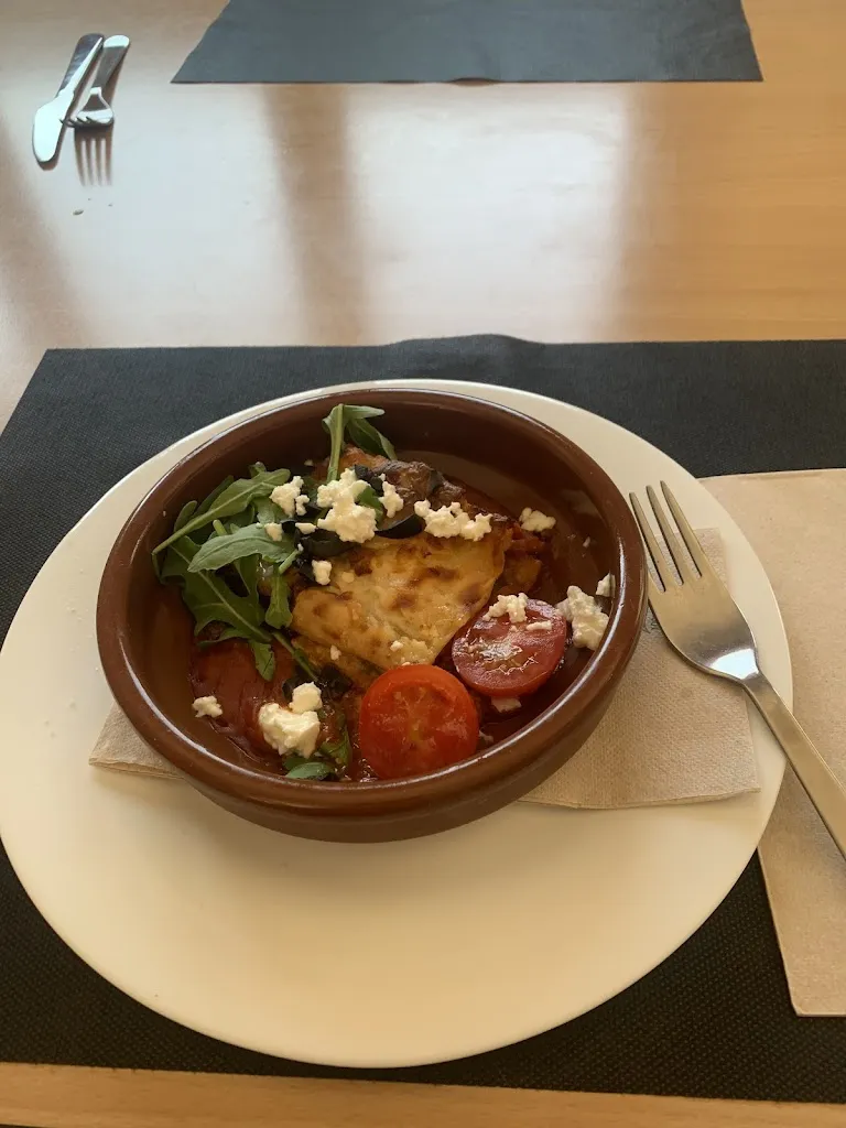 Yolanda Cuenca_Bar de la Piscina_Vallfogona de Riucorb_review