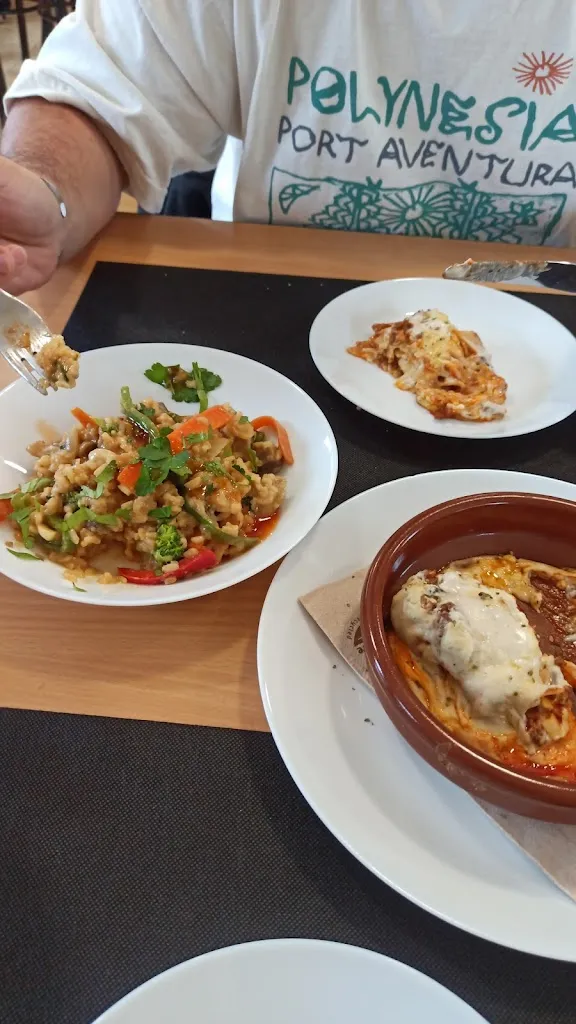 Alejandro Abril_Bar de la Piscina_Vallfogona de Riucorb_review