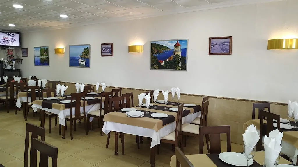 Restaurante Puerto Pezquera_Garrucha_slider_image_1