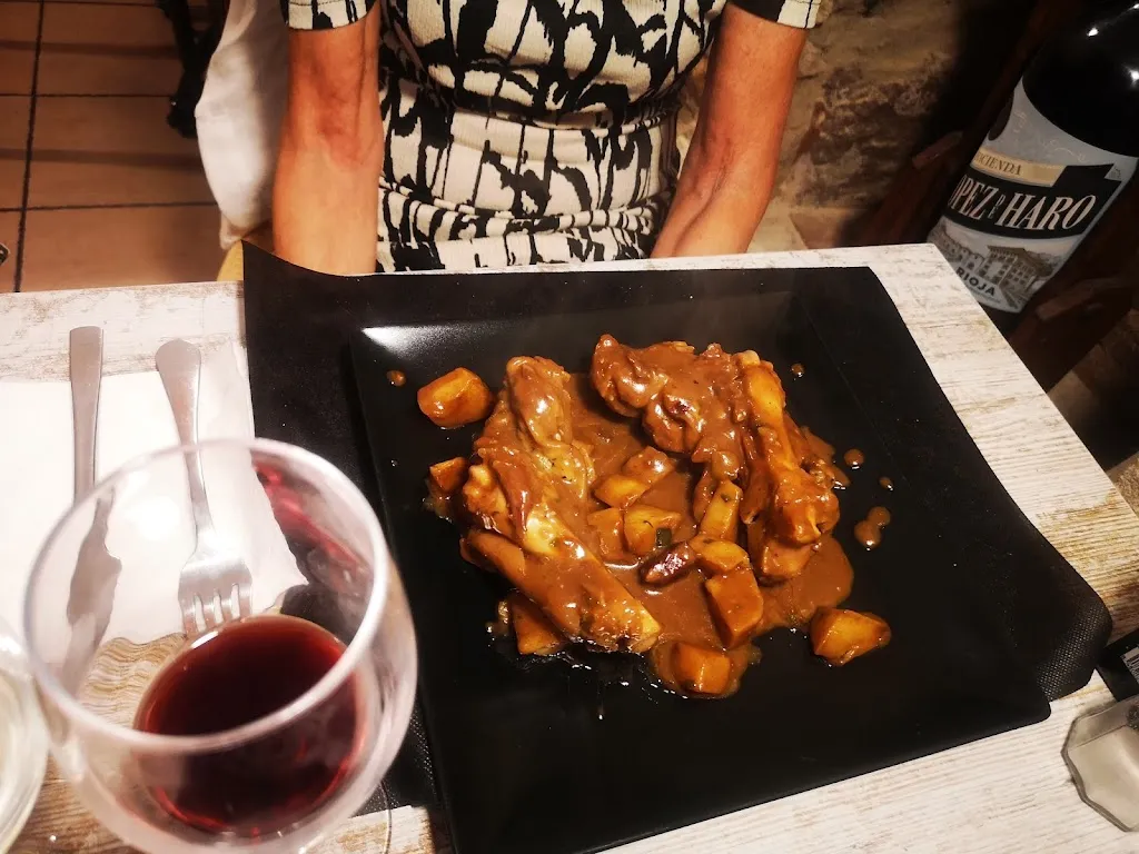 Jose Luis Torrente Fraga_El Pilar del Joan - Bar Rest._Vallmoll_review