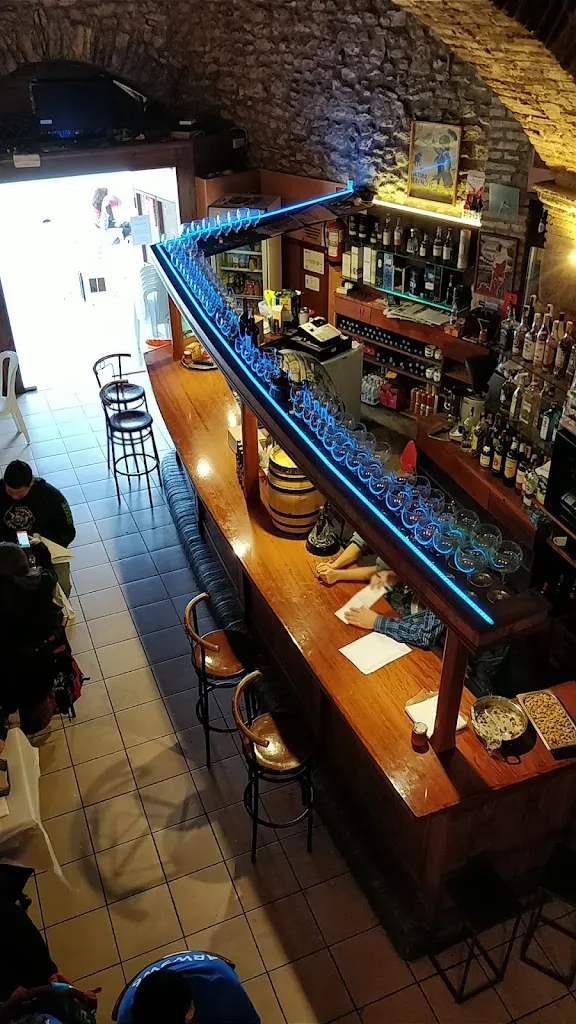 El Pilar del Joan - Bar Rest._Vallmoll_slider_image_1