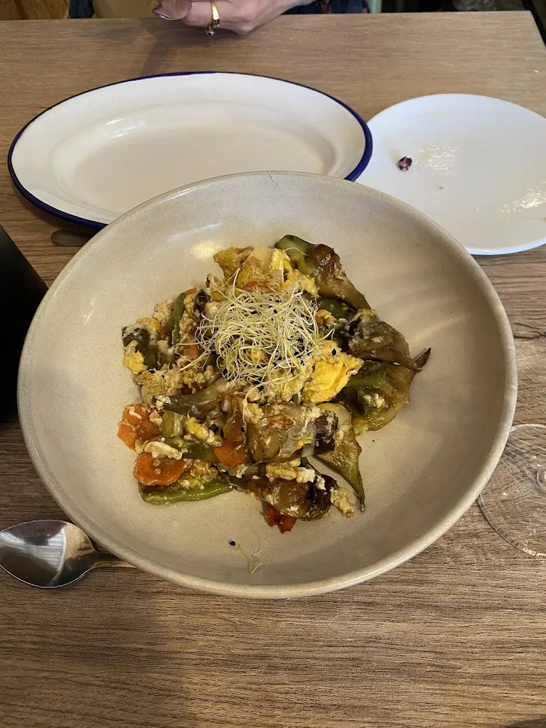 Ed Deane_Lo Paseo_Ulldecona_review