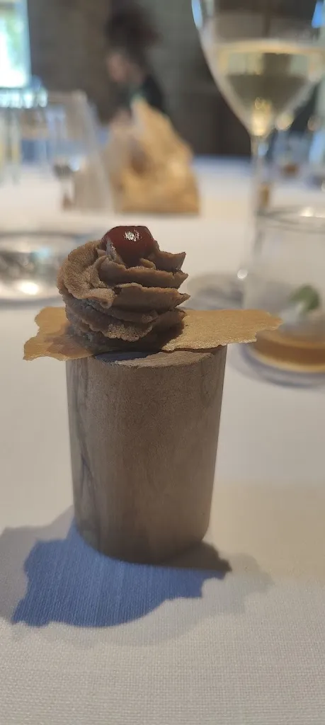 Kristian T. Sørensen_Les Moles_Ulldecona_review