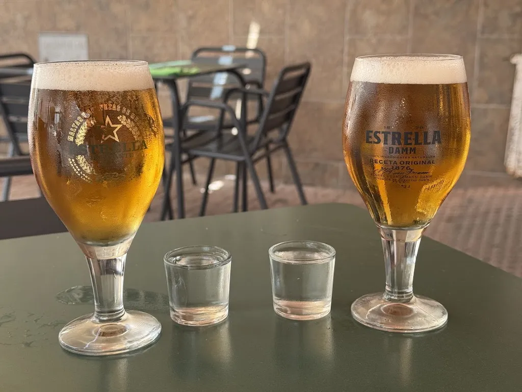 Andrii Voievutko_TABERNA RICO_Garrucha_review