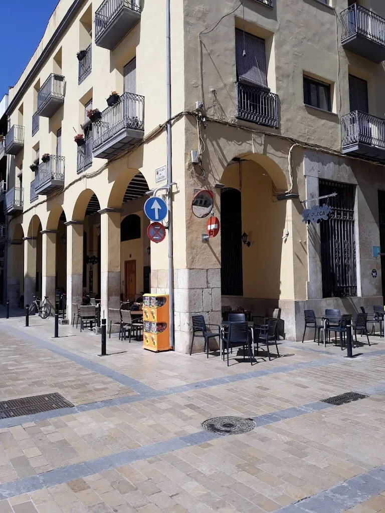 Rodolfo Jose Garcia Ramirez_La Pollera_Ulldecona_review